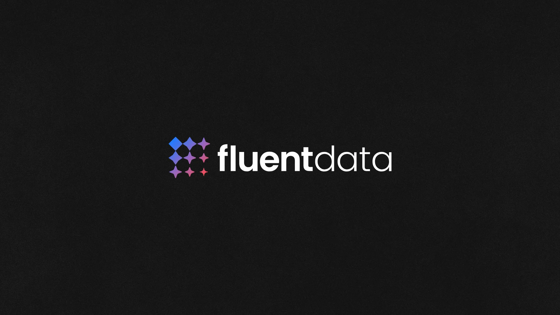 El nuevo logotipo de FluentData sobre fondo negro: una cuadrícula de nueve formas que pasan de un cubo a estrellas de GenAI de cuatro puntas, en degradado de azul a rojo, junto al nombre fluentdata.